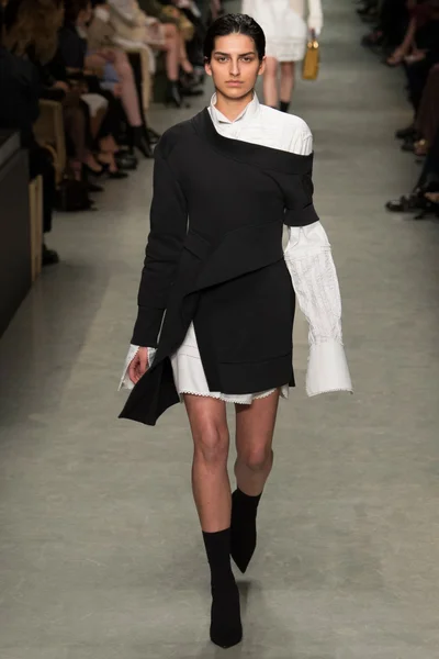 Look 2